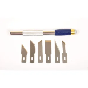 Couteau de modélisme professionnel Italeri avec six lames interchangeables