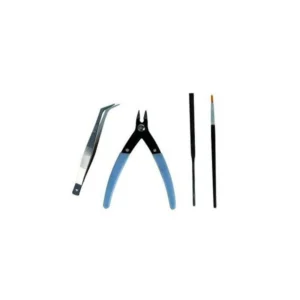 Set Italeri de quatre outils pour maquettes avec pince coupante, précelle, lime et pinceau